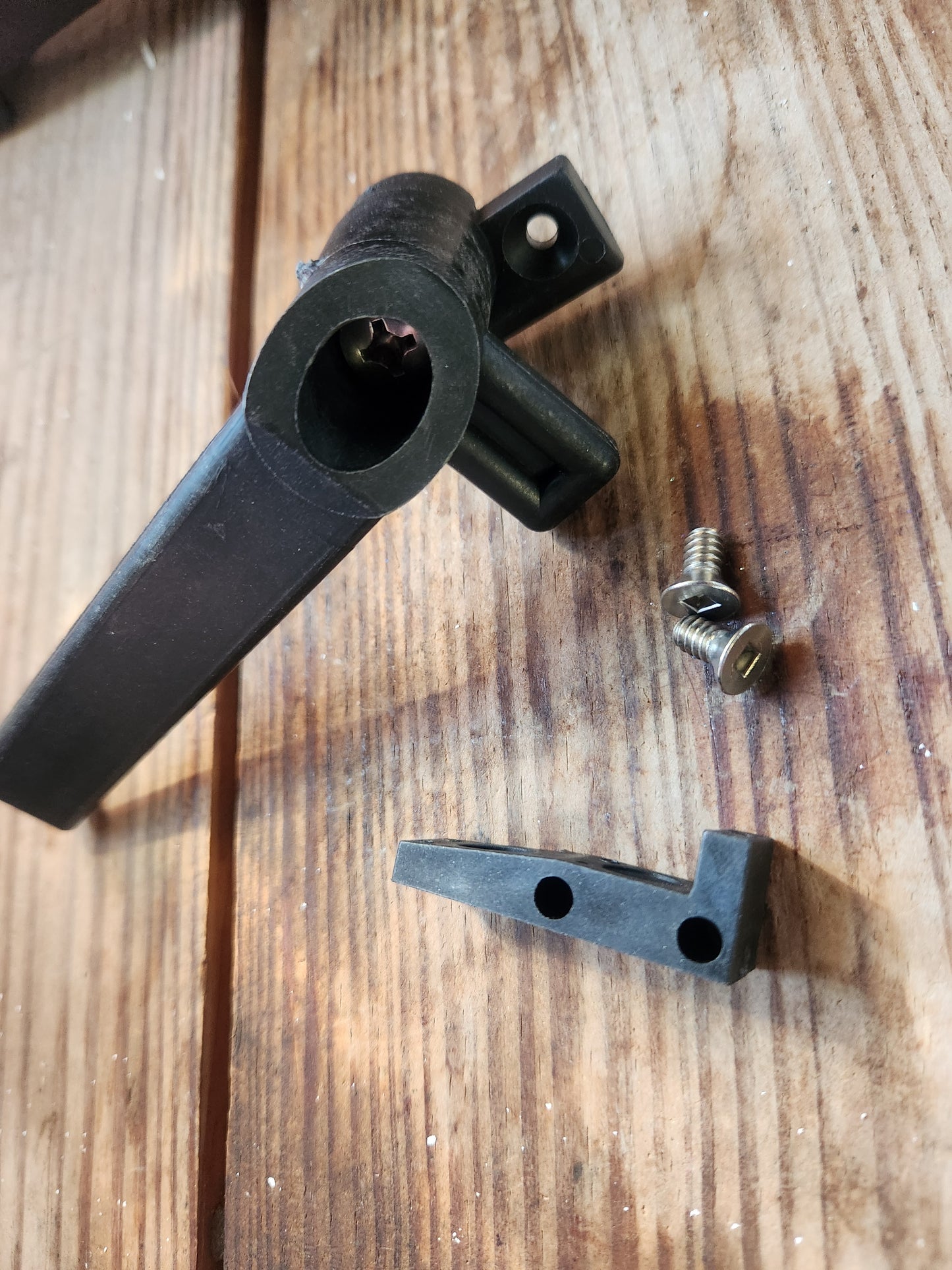 PDQ Hatch Handles Left
