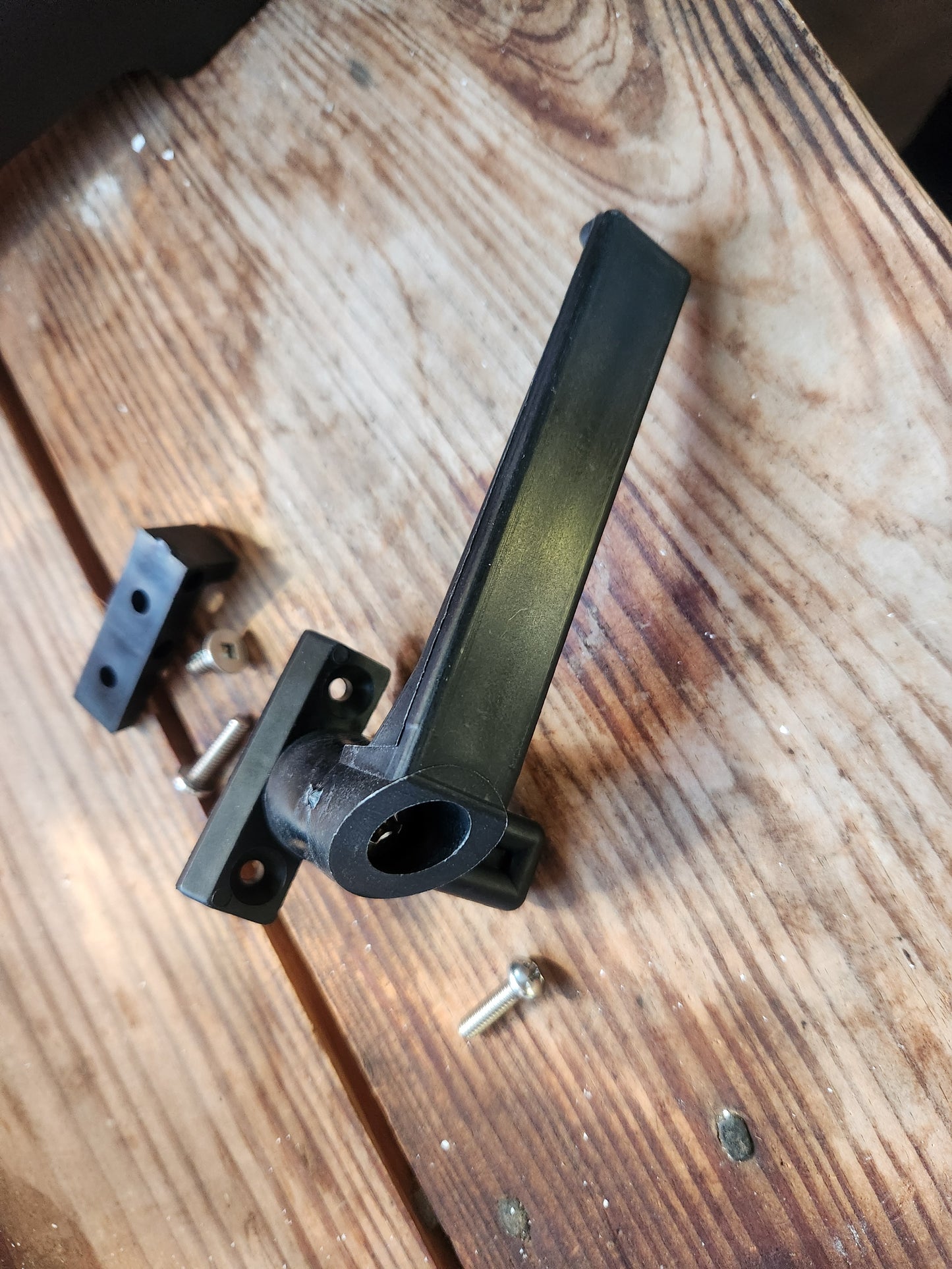 PDQ Hatch Handles Left